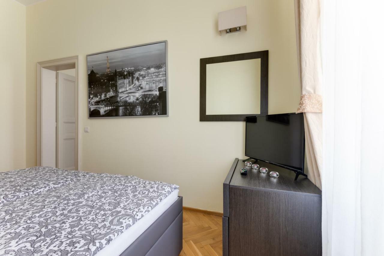 Apartment Halkova 5 プラハ エクステリア 写真